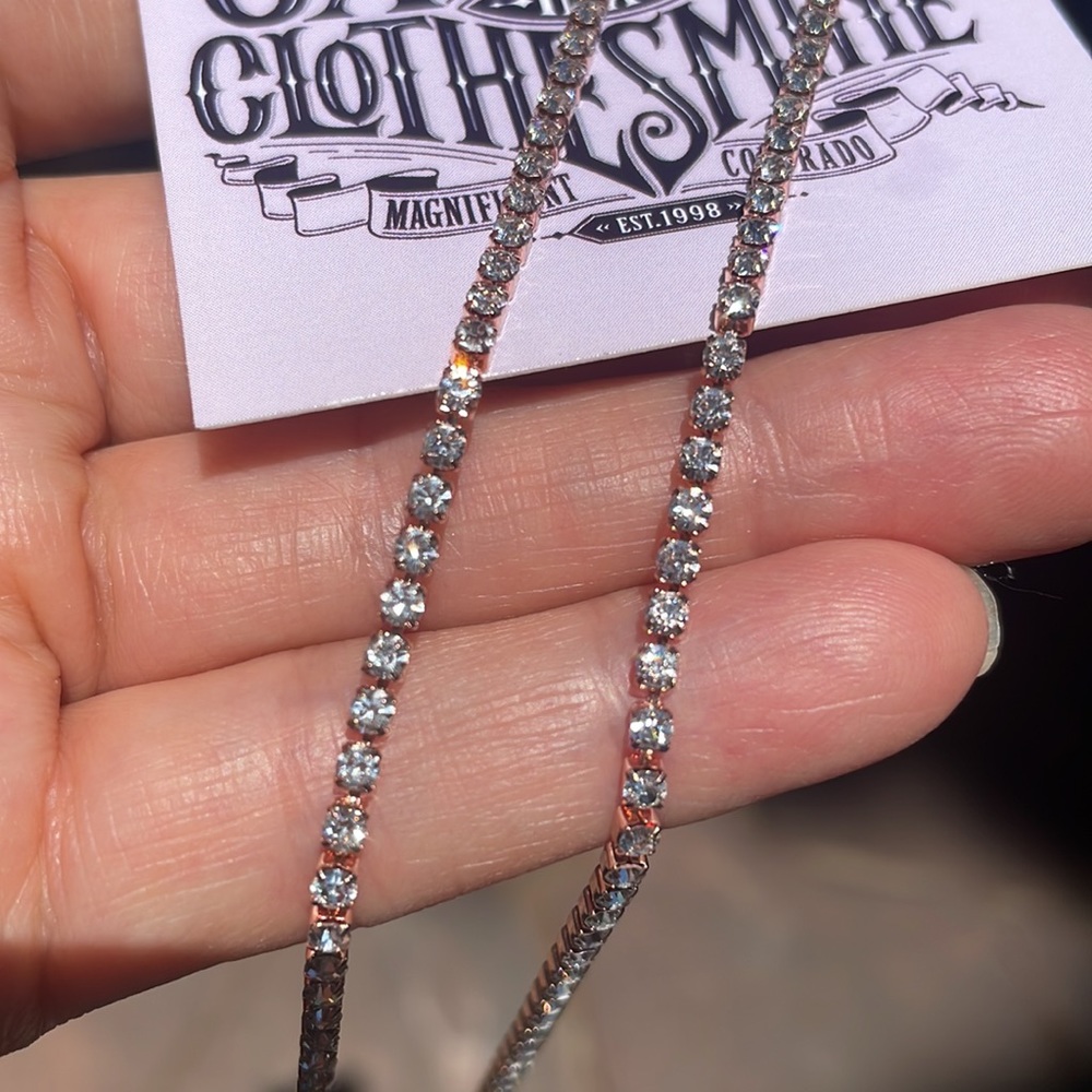 Rose gold long Earrings NWT